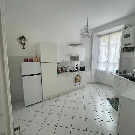 Domus Esquilino * Roma