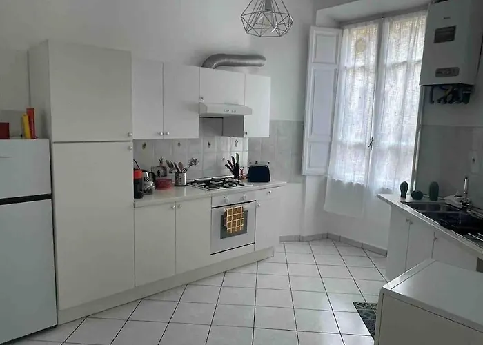 Domus Esquilino Апартаменты *